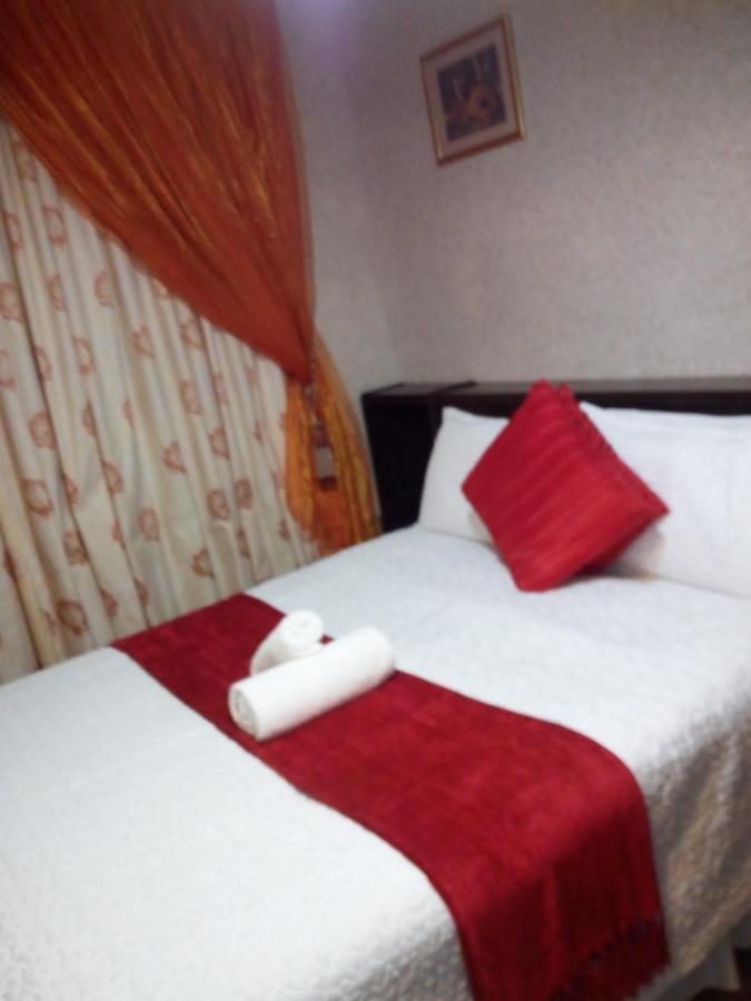 Bed and Breakfast Hemmingways Кинг-Уильямс-Таун Экстерьер фото
