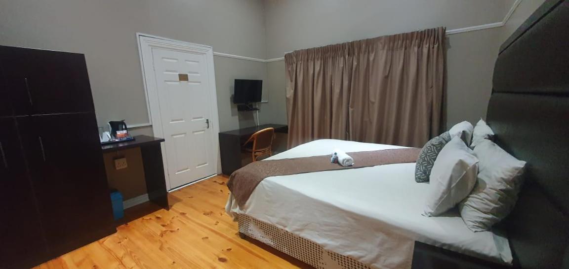Bed and Breakfast Hemmingways Кинг-Уильямс-Таун Экстерьер фото