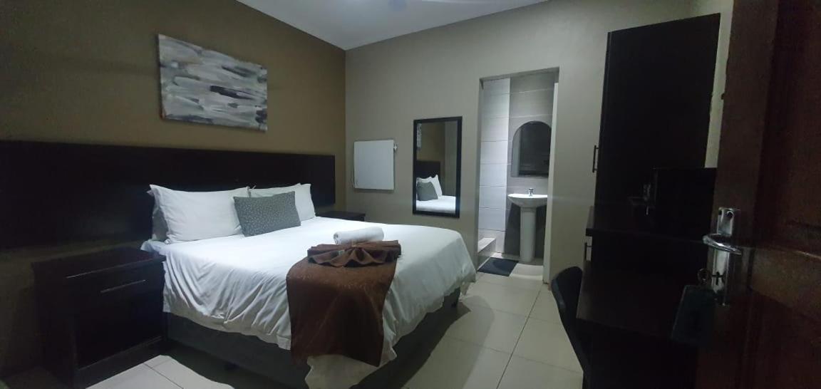 Bed and Breakfast Hemmingways Кинг-Уильямс-Таун Экстерьер фото